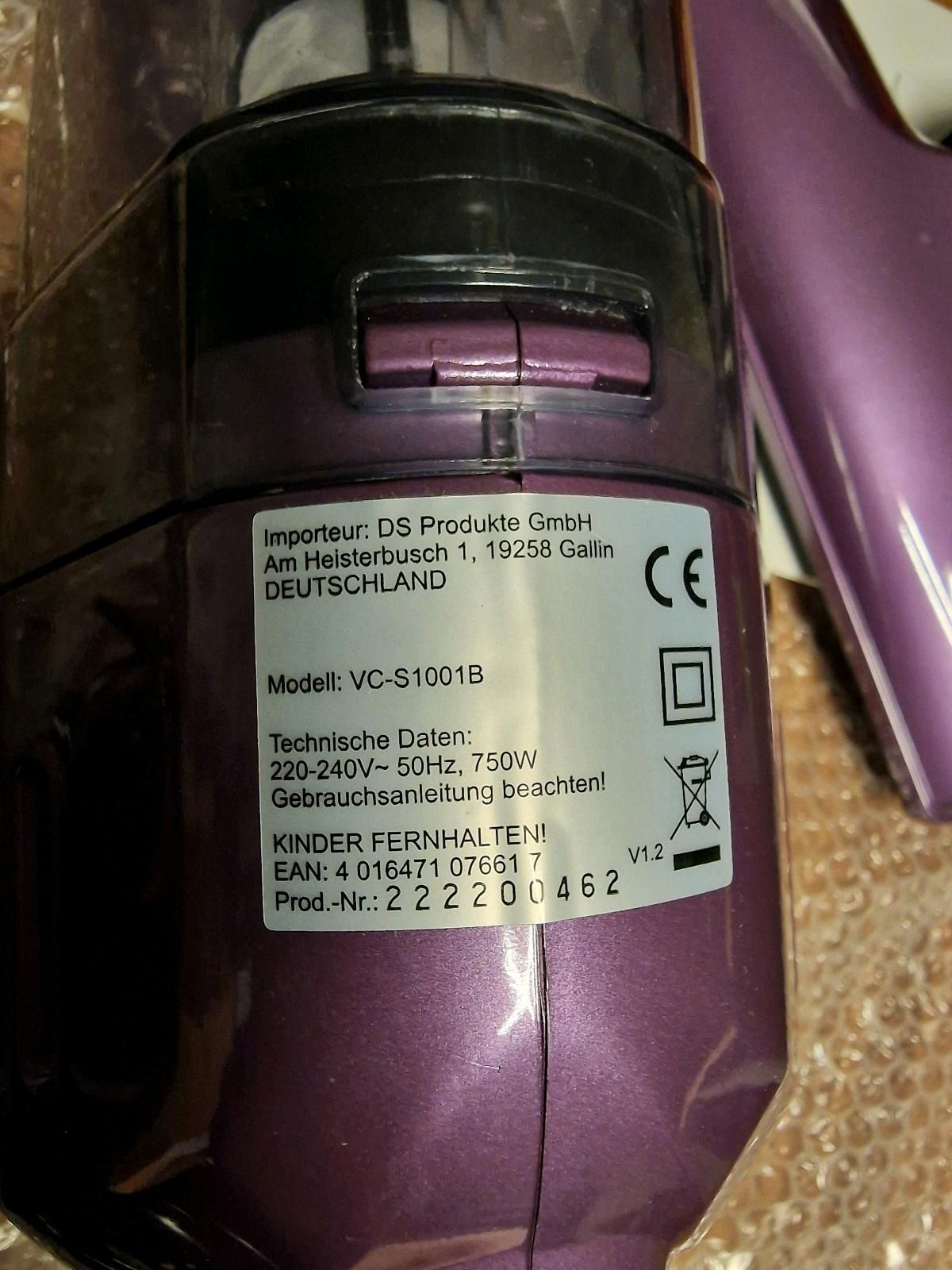 Staubsauger 750W